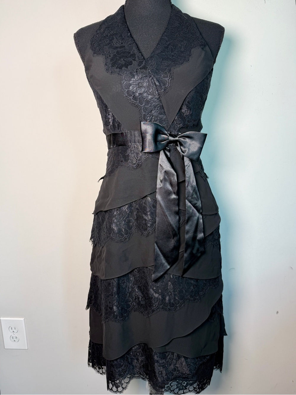 JS Boutique Black One-Shoulder Lace Tiered Wrap Dress with Satin Bow